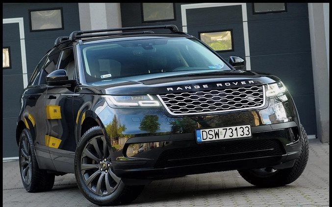 Land Rover Range Rover Velar cena 180000 przebieg: 104858, rok produkcji 2017 z Świdnica małe 742